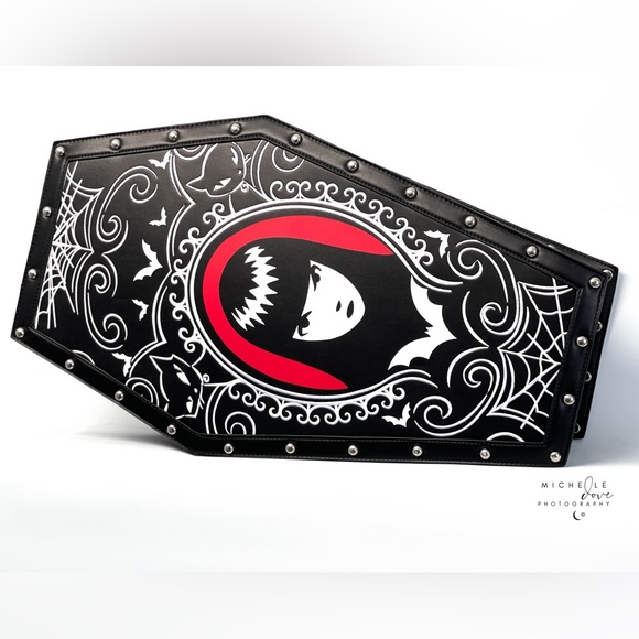 Emily The Strange Eternal Solitude Coffin Weekender - Picture 6 of 7